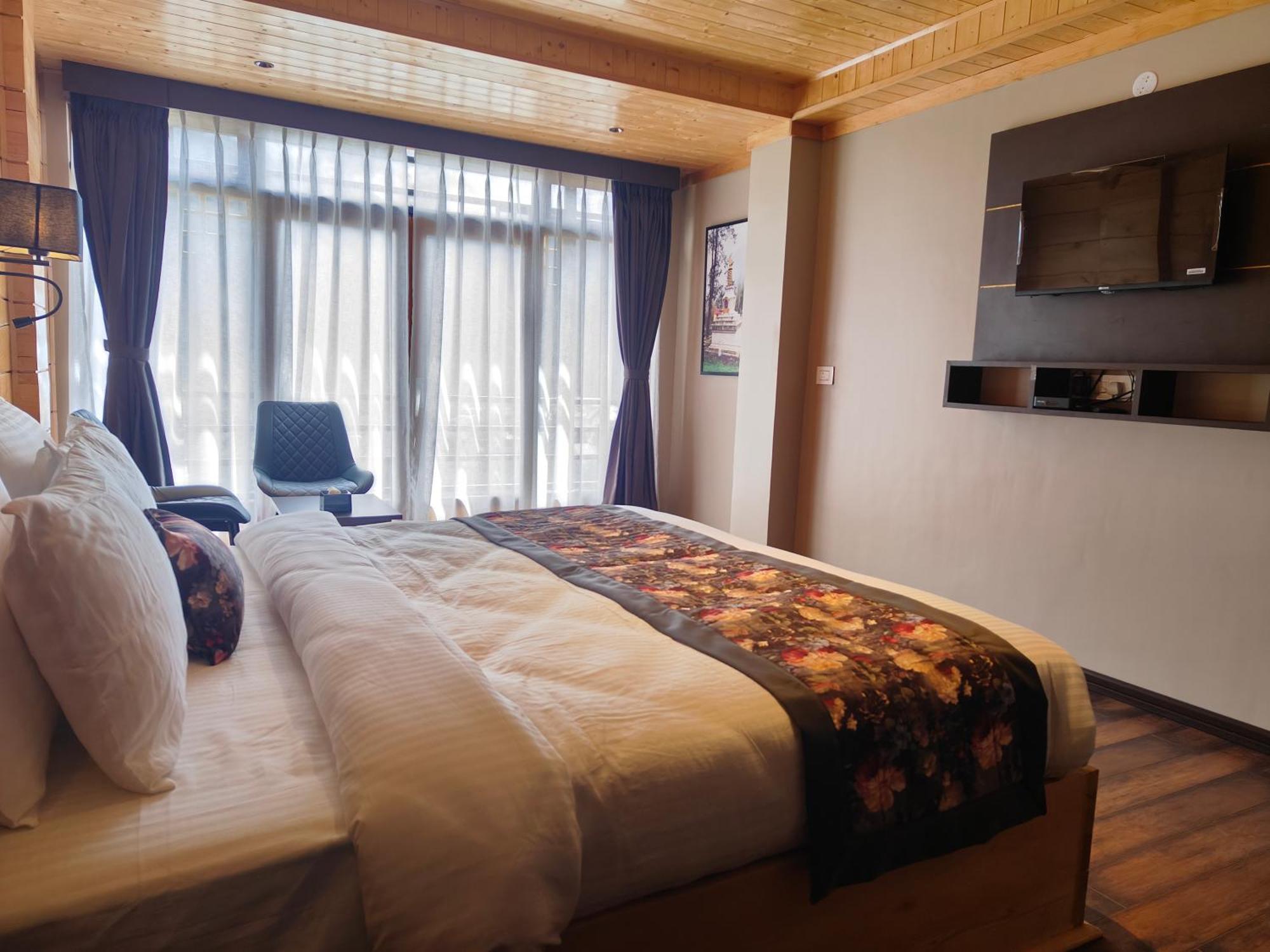Mount Bayul Shangri-La Resort Лачунг Экстерьер фото