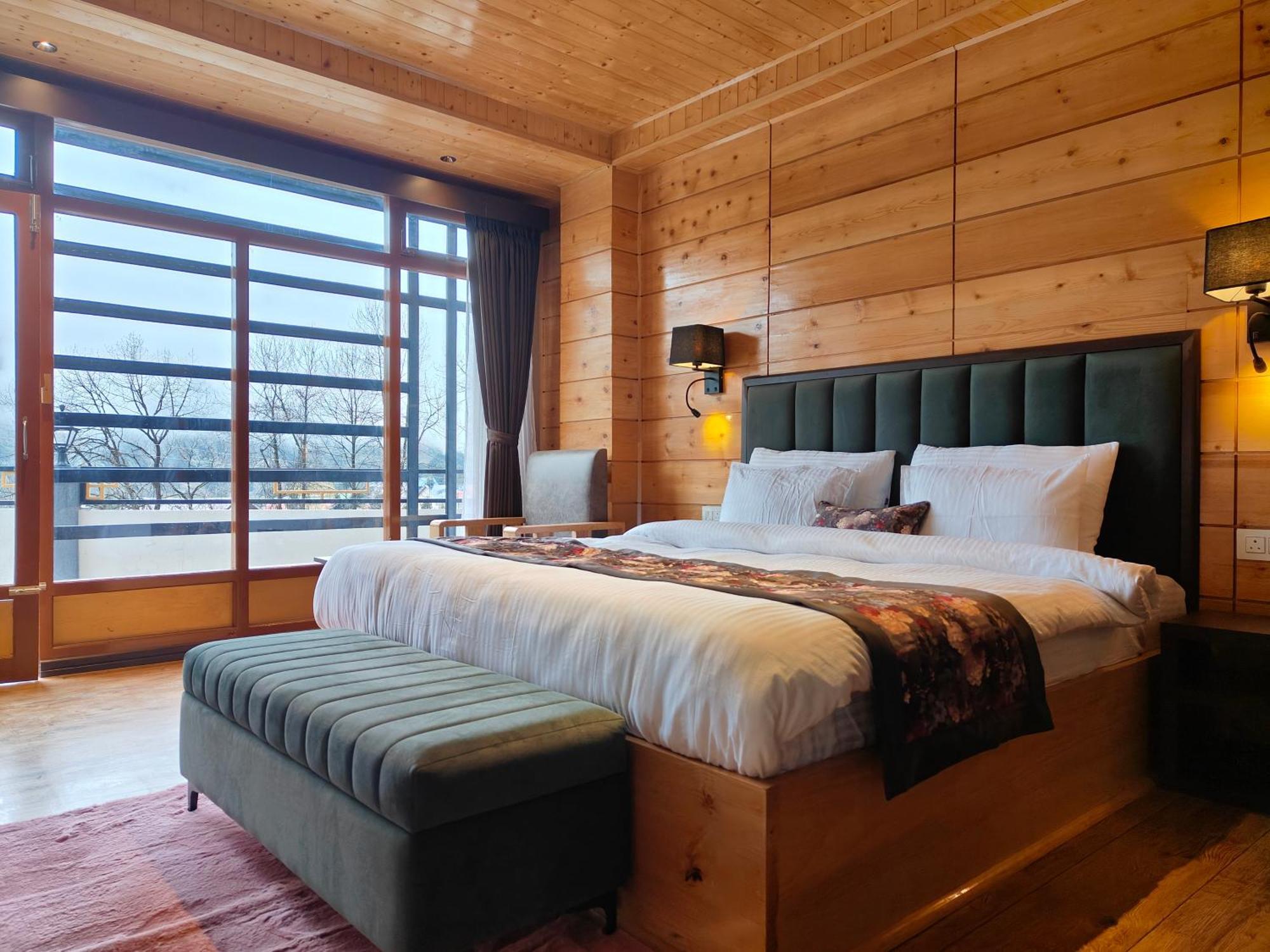 Mount Bayul Shangri-La Resort Лачунг Экстерьер фото