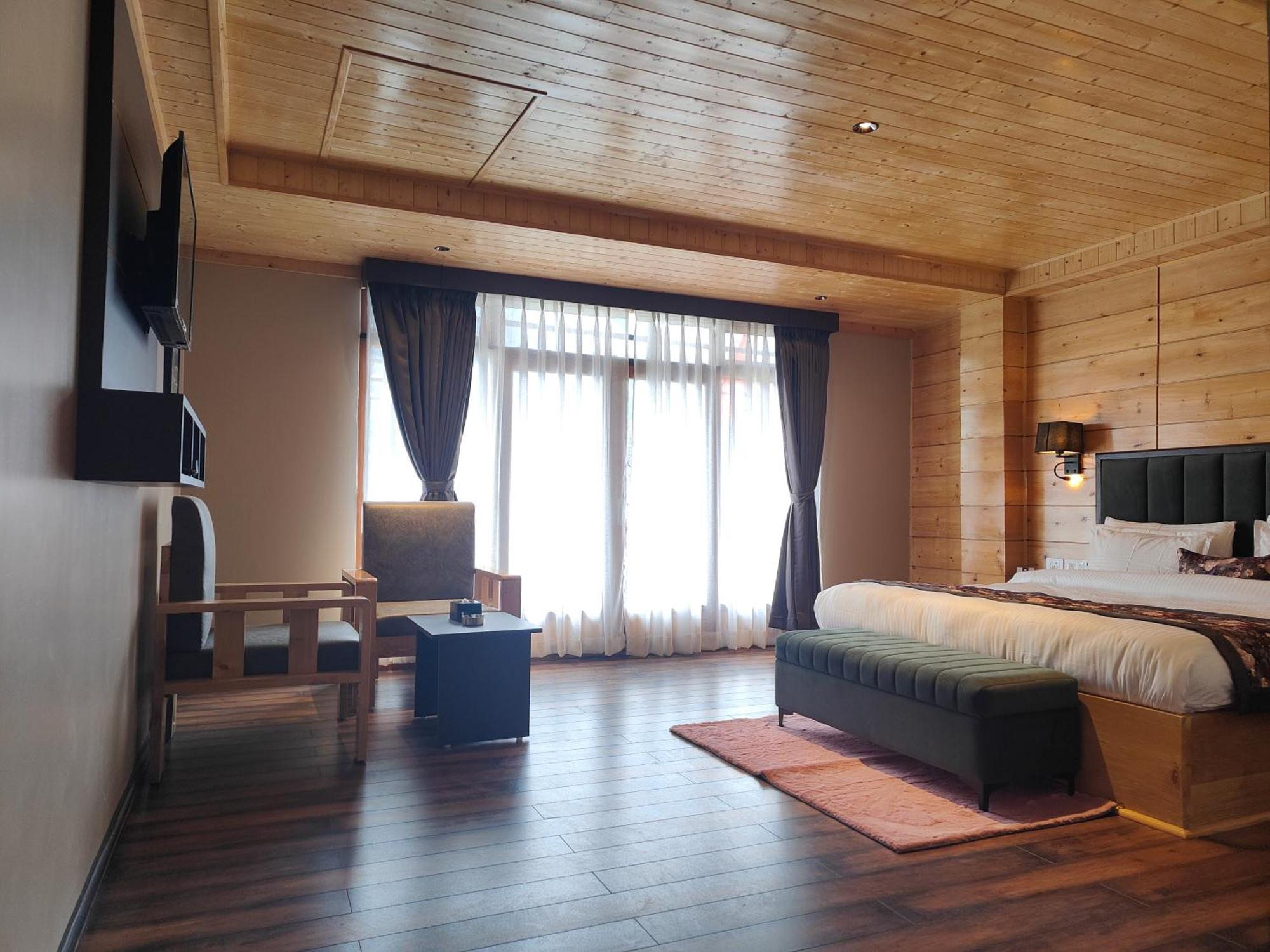 Mount Bayul Shangri-La Resort Лачунг Экстерьер фото