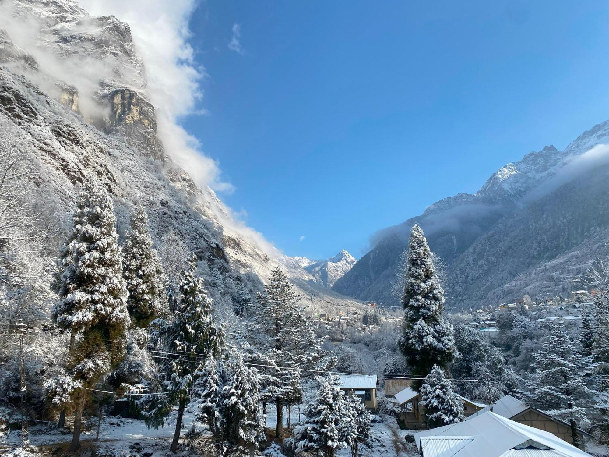 Mount Bayul Shangri-La Resort Лачунг Экстерьер фото